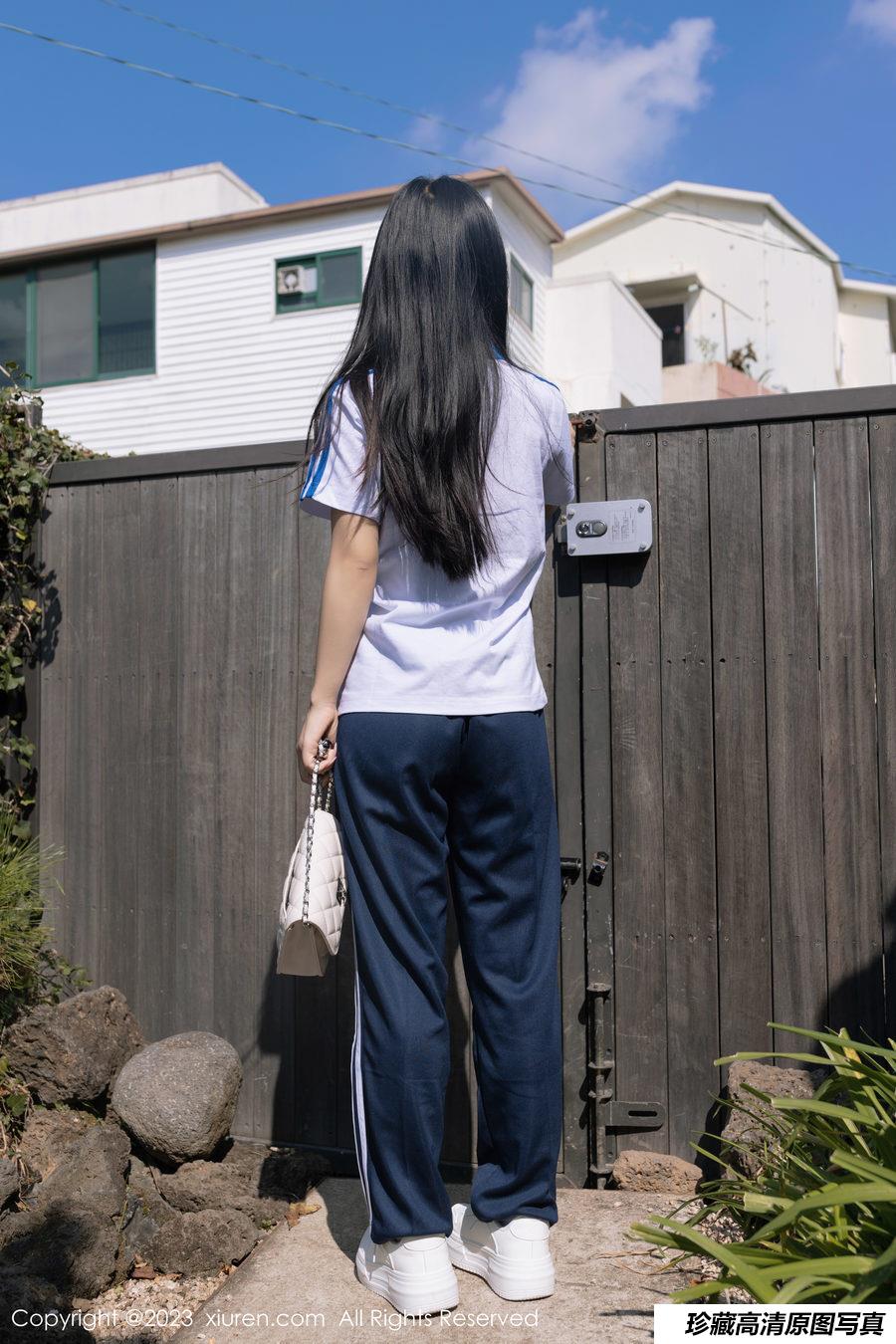 [XiuRen秀人网] 2023.12.27 No.7876 谭小灵 [85+1P]