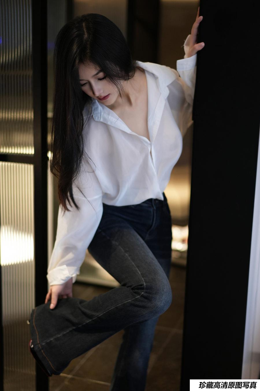 谭小灵《牛仔裤》原版写真[117P-831MB]