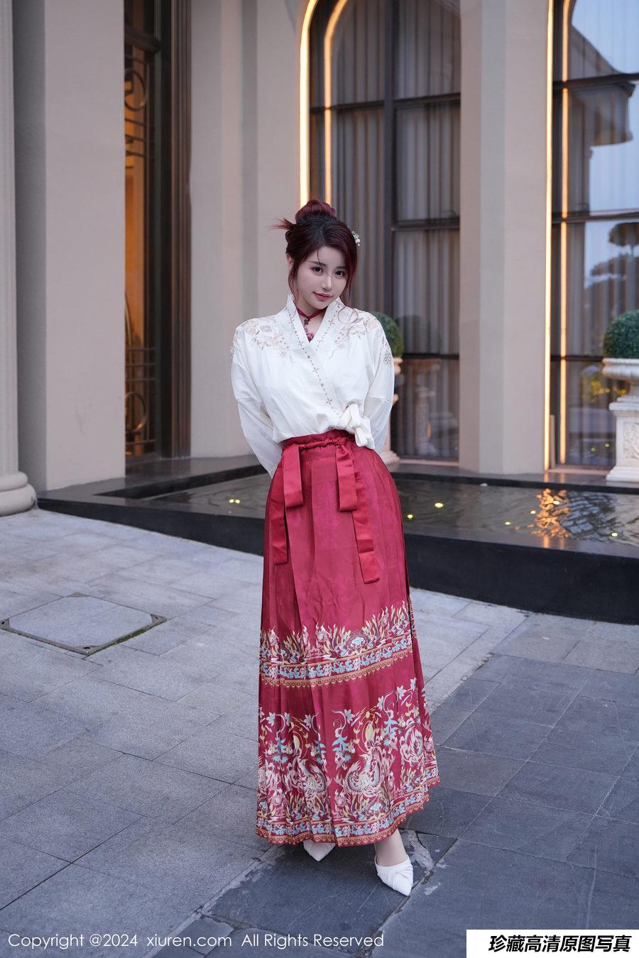 [XiuRen秀人网] 2024.01.19 No.7985 美七 Mia [70+1P]