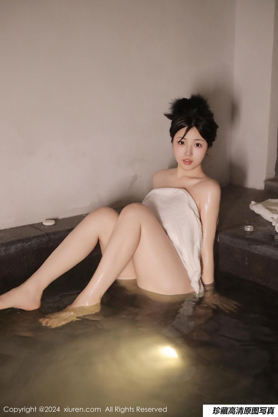 [XiuRen秀人网] 2024.01.18 No.7977 陈小花 [58+1P]