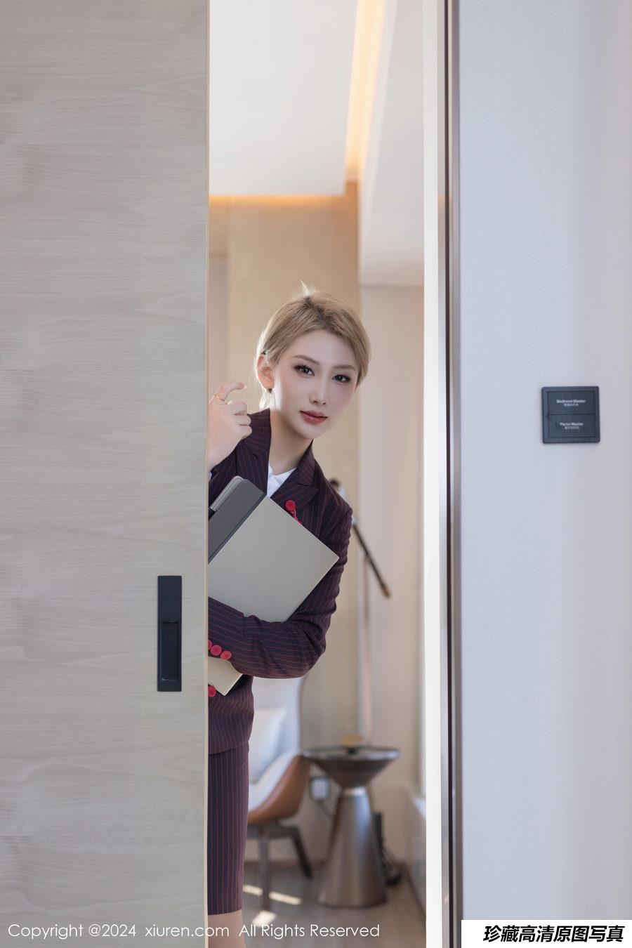 [XiuRen秀人网] 2024.01.31 No.8042 沈青黛 [78+1P]