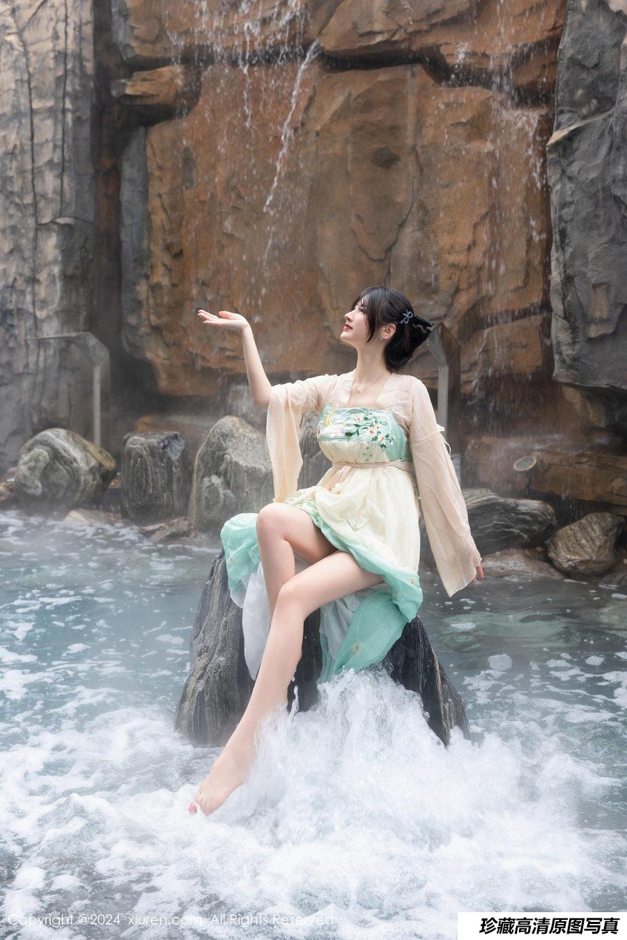 [XiuRen秀人网] 2024.02.22 No.8128 诗诗kiki [82+1P]