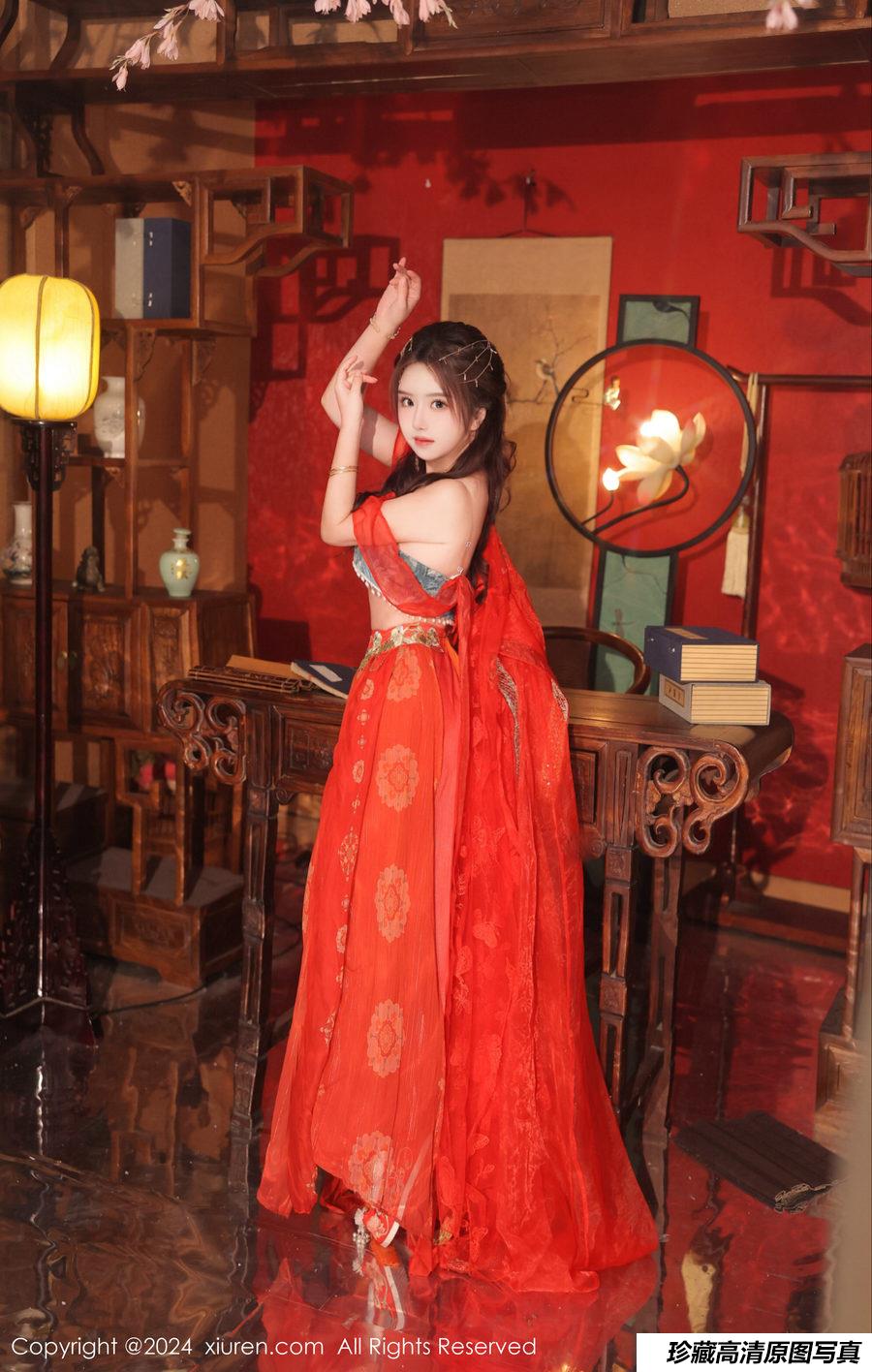 [XiuRen秀人网] 2024.02.27 No.8146 小薯条nienie [82+1P]-绅士图