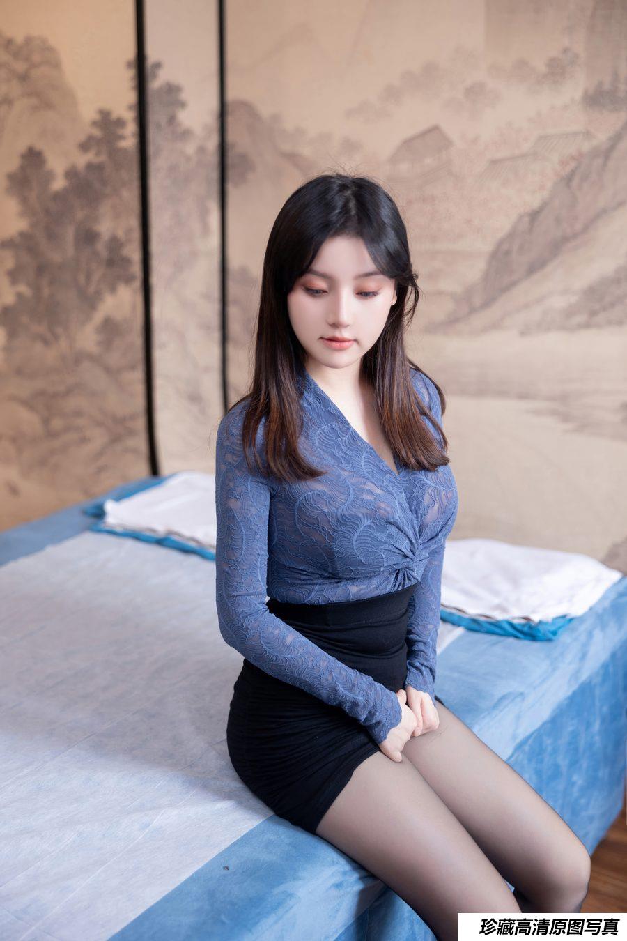 豆瓣酱《全身抹油》原版写真 [82P-1.21G]