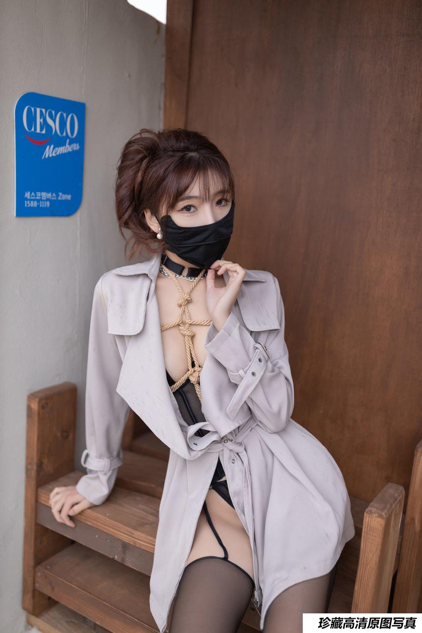 陆萱萱 《SM绳艺捆绑》原版写真 [90P-668MB]