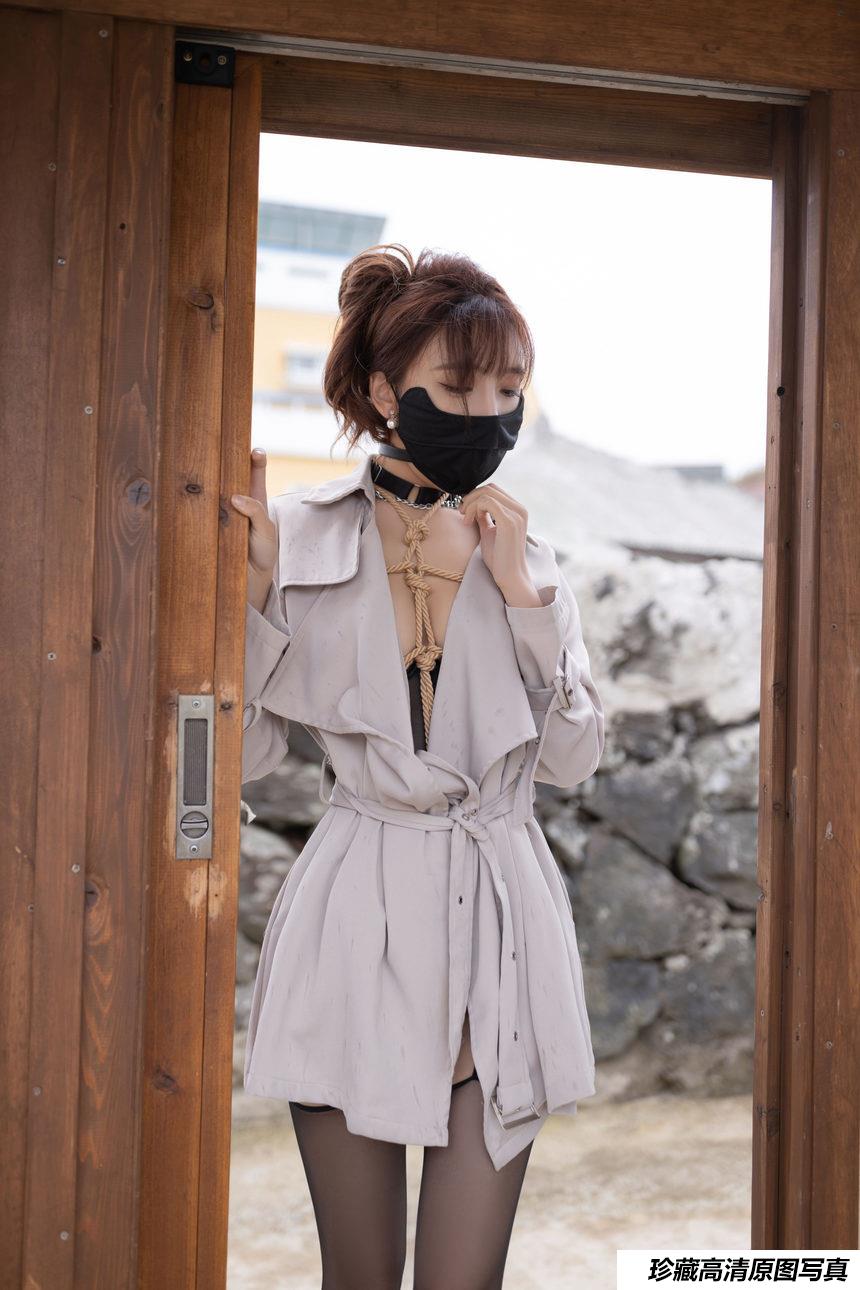 陆萱萱 《SM绳艺捆绑》原版写真 [90P-668MB]