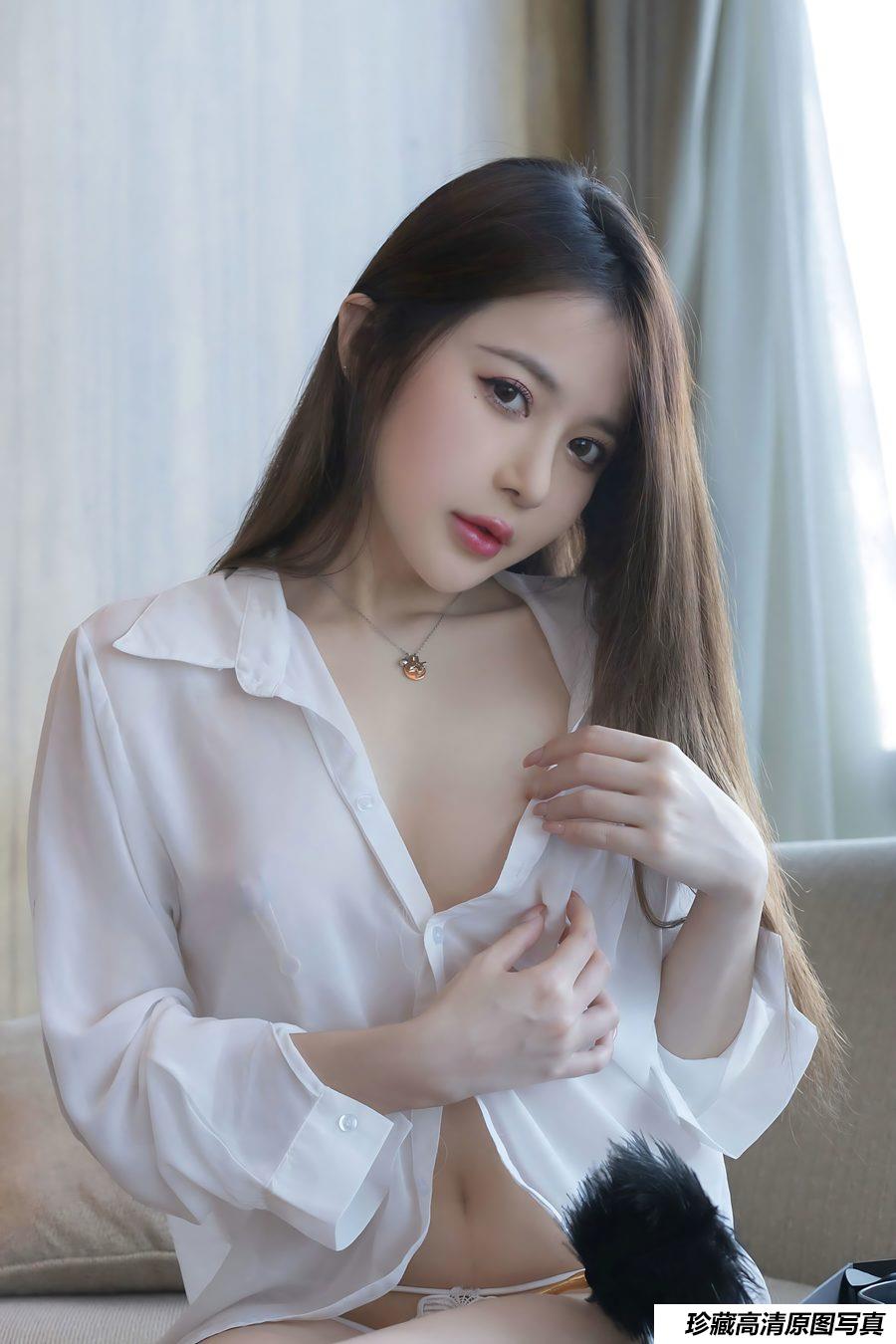 鱼子酱《鱼鱼的礼物2》原版写真 [71P-476MB]