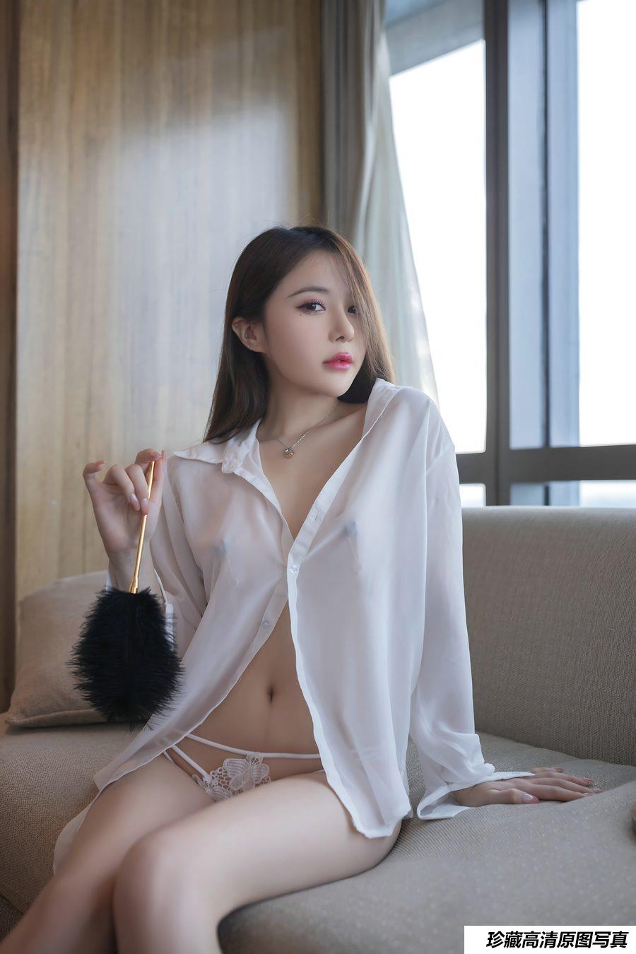 鱼子酱《鱼鱼的礼物2》原版写真 [71P-476MB]