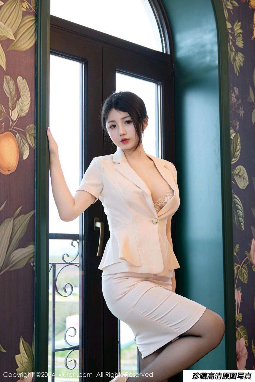 [XiuRen秀人网] 2024.06.14 No.8703 陈小花 [50+1P]