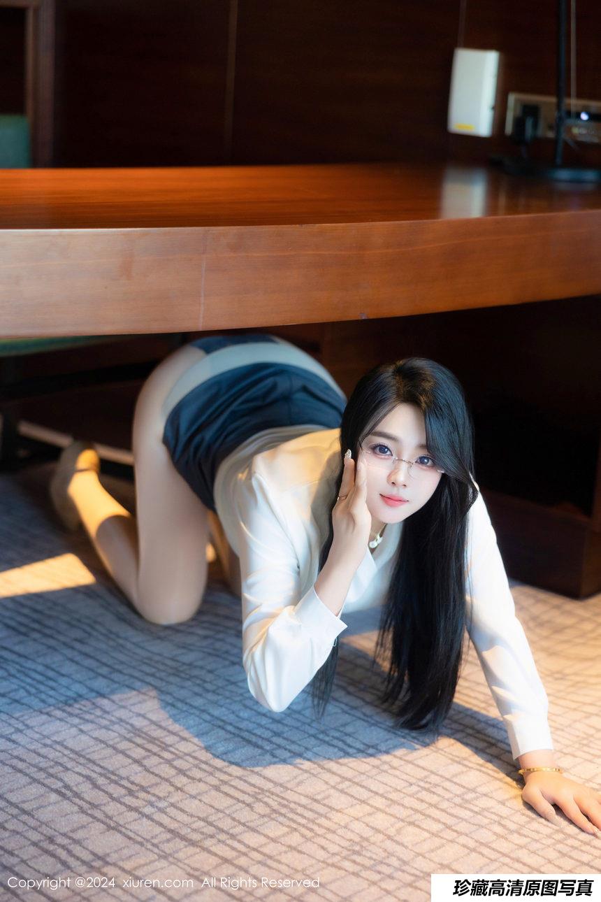 [XiuRen秀人网] 2024.08.09 No.8989 麦田 [83+1P]