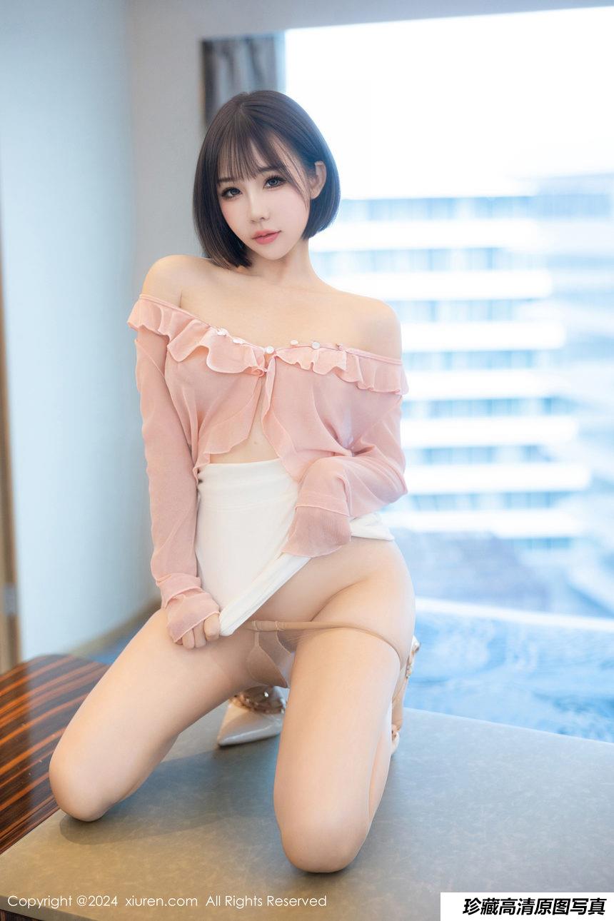 [XiuRen秀人网] 2024.10.12 No.9273 波巧酱 [79+1P]