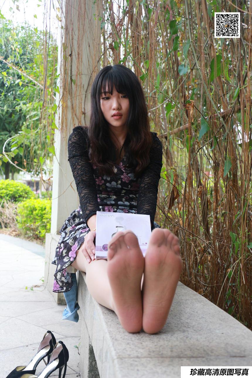 [MussGirl慕丝女郎] 学妹系列10 慕丝女郎也有学妹范2[65P／101MB]