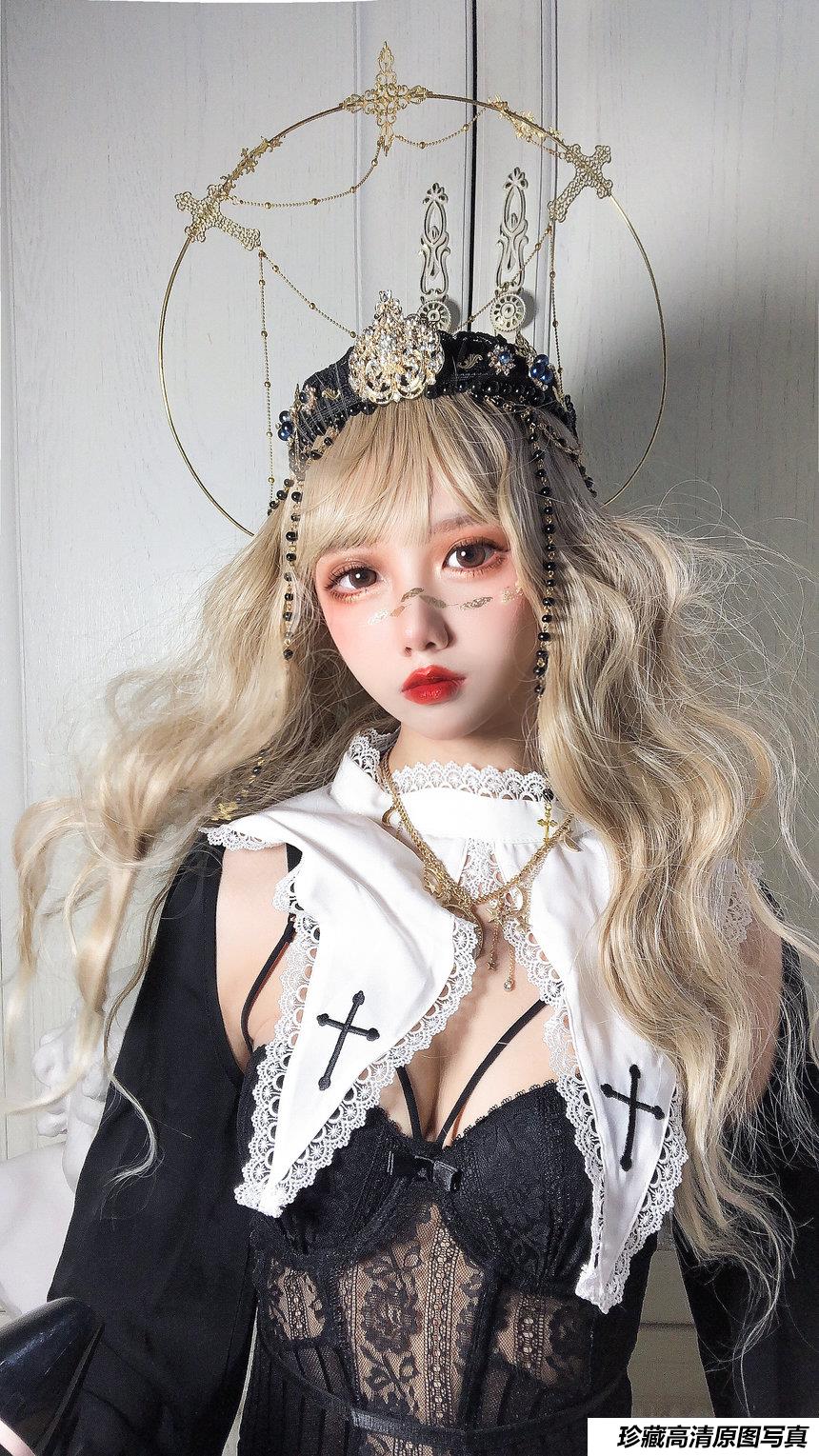 果咩酱 NO.020 – 叛逆修女 [30P207M]