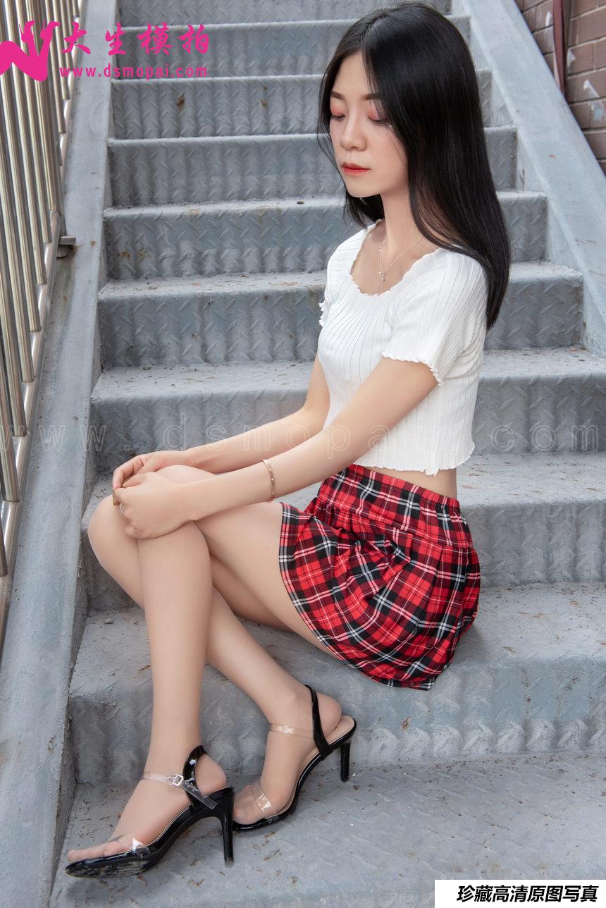 大生模拍 No.194 慧慧 芊芊玉腿 [46P-211MB]