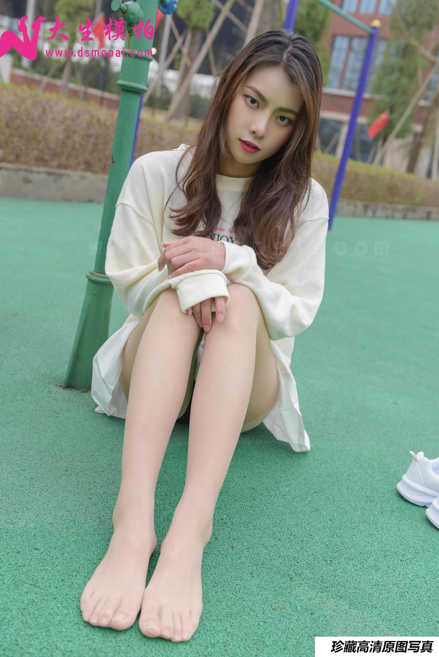 大生模拍 No.177 雯雯_运动鞋的味道[61P／115MB]