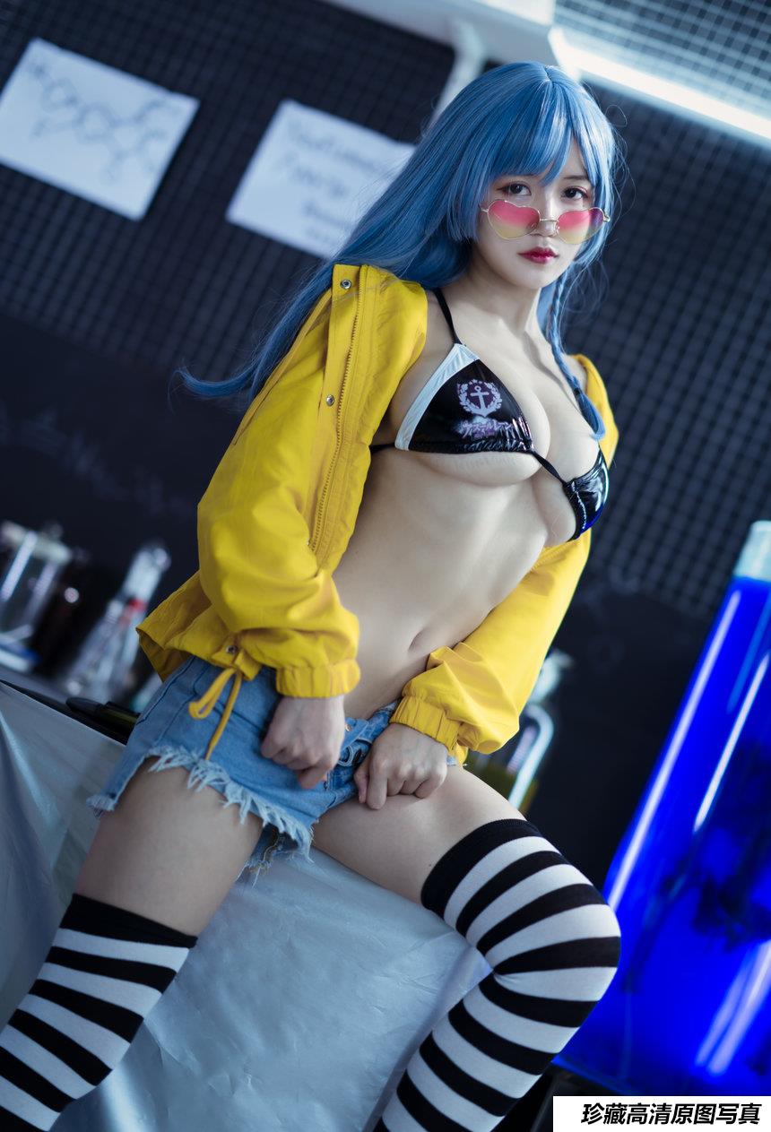 小仓千代w NO.019 – 6月舰长写真 [40P-506M]