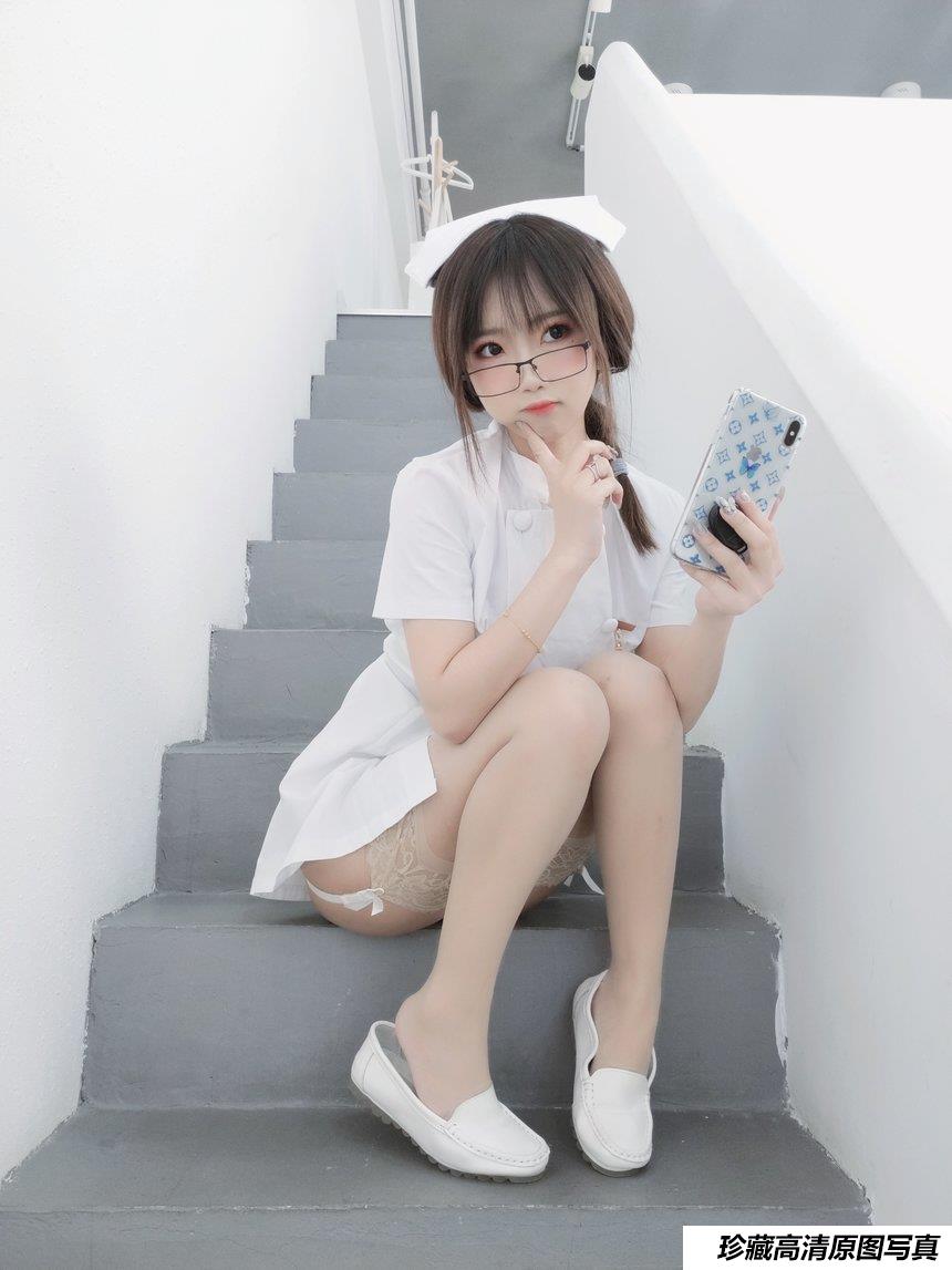 鬼畜瑶 NO.030 笨蛋护士[45P-58MB]