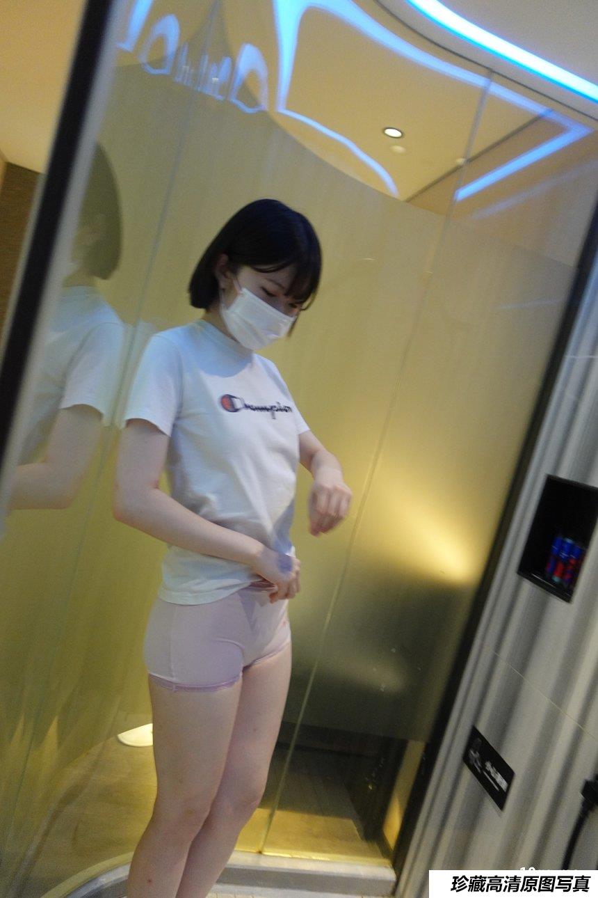 [ROSI写真]口罩系列 2021.11.11 NO.1978[52+1P／78.2MB]