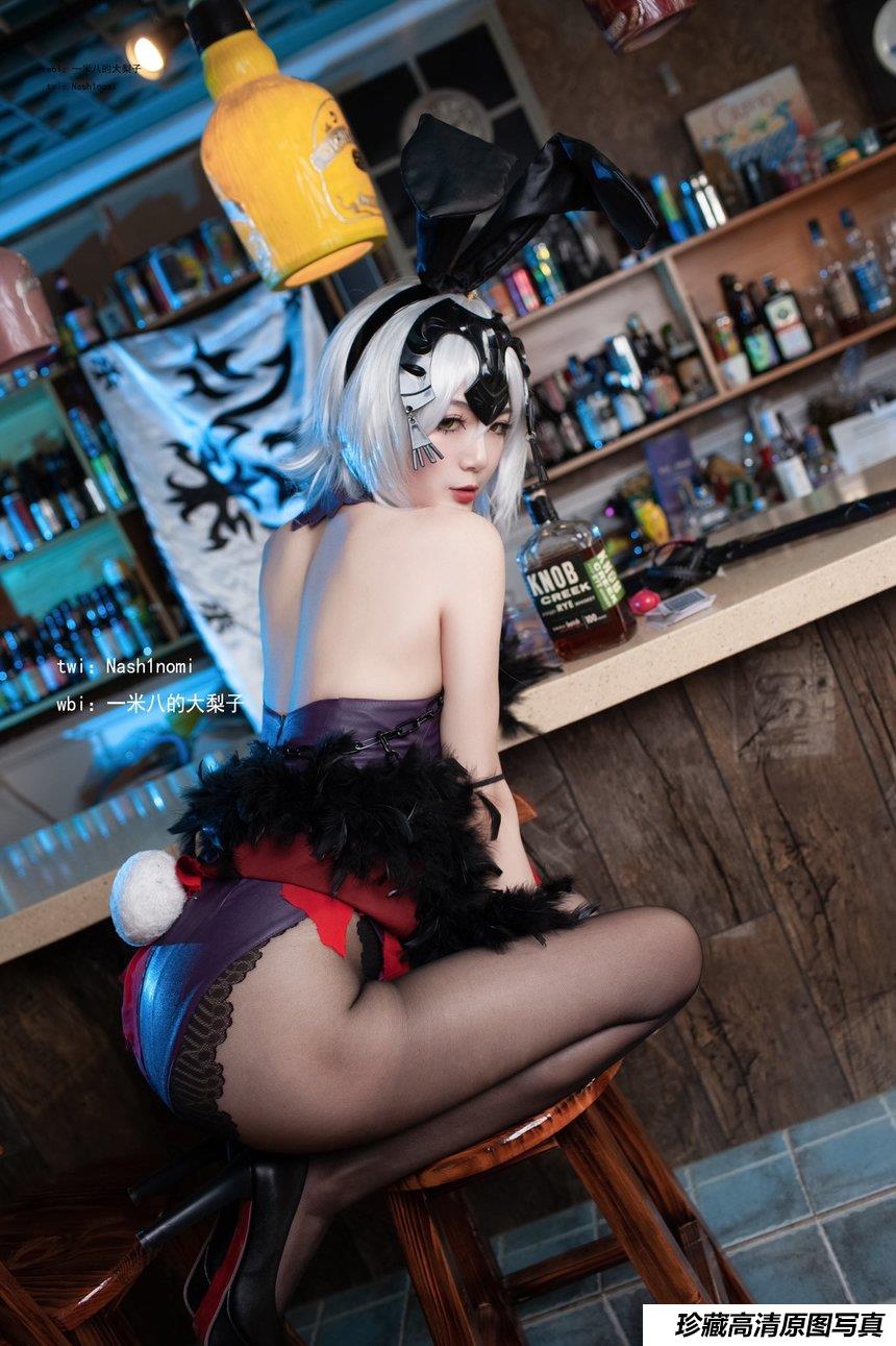 大梨子-010 黑贞德·兔女郎 [11P-3.4M]