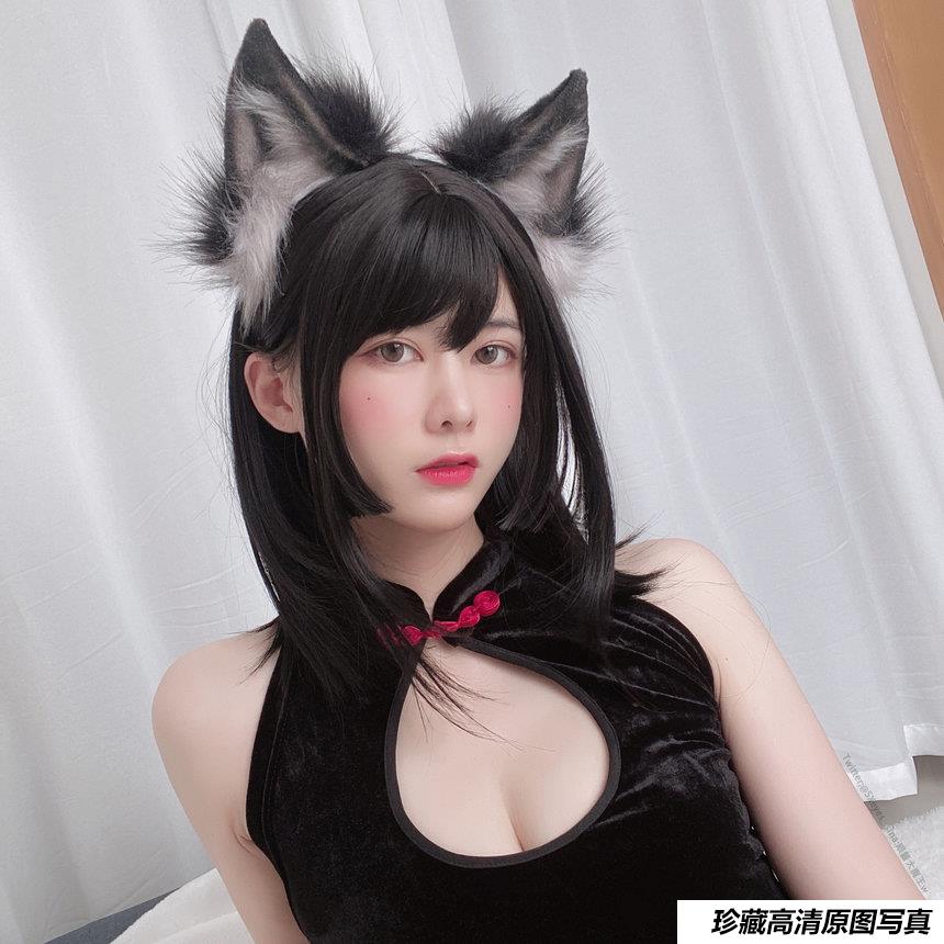 眼酱大魔王 NO.048 黑丝旗袍[34P／132MB]