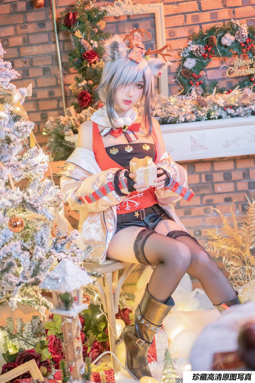 周叽是可爱兔兔 NO.035 – 圣诞黑 [18P-160M]