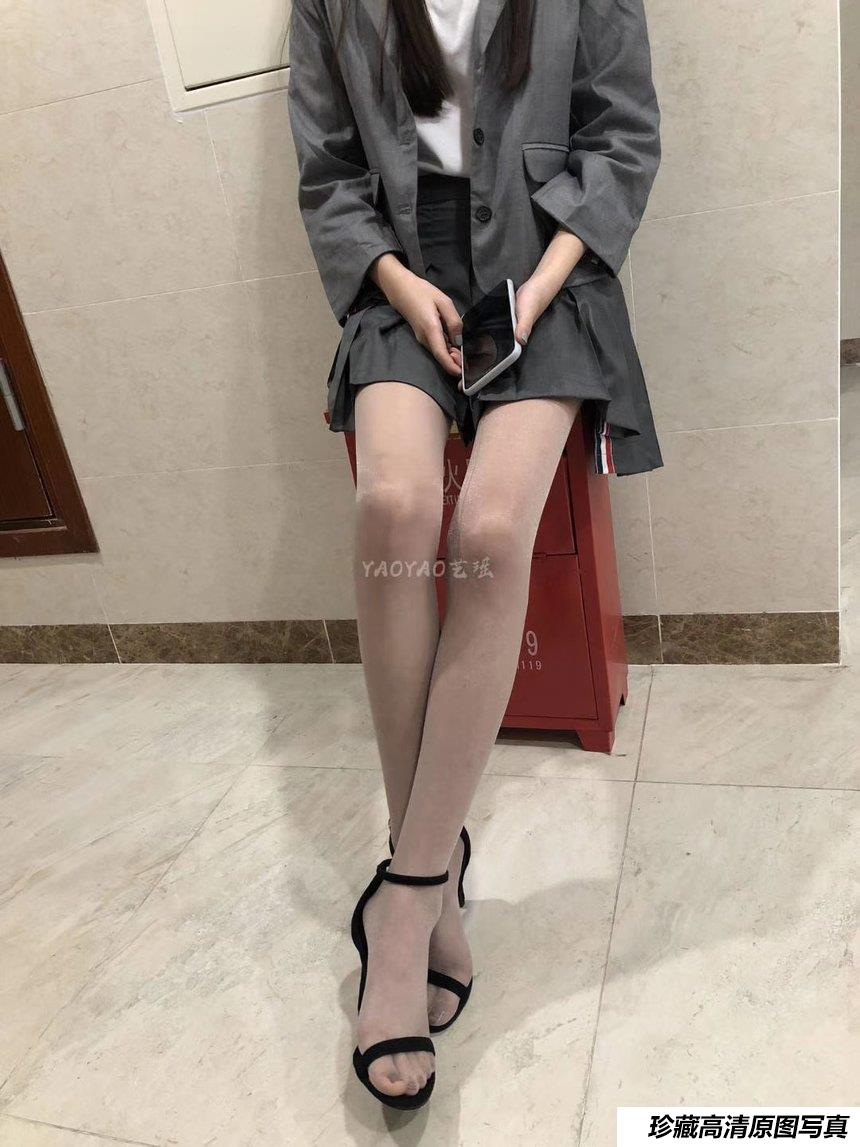 微博丝袜博主迷人的艺瑶 - 自拍美腿合集 [823P-630M]-绅士图