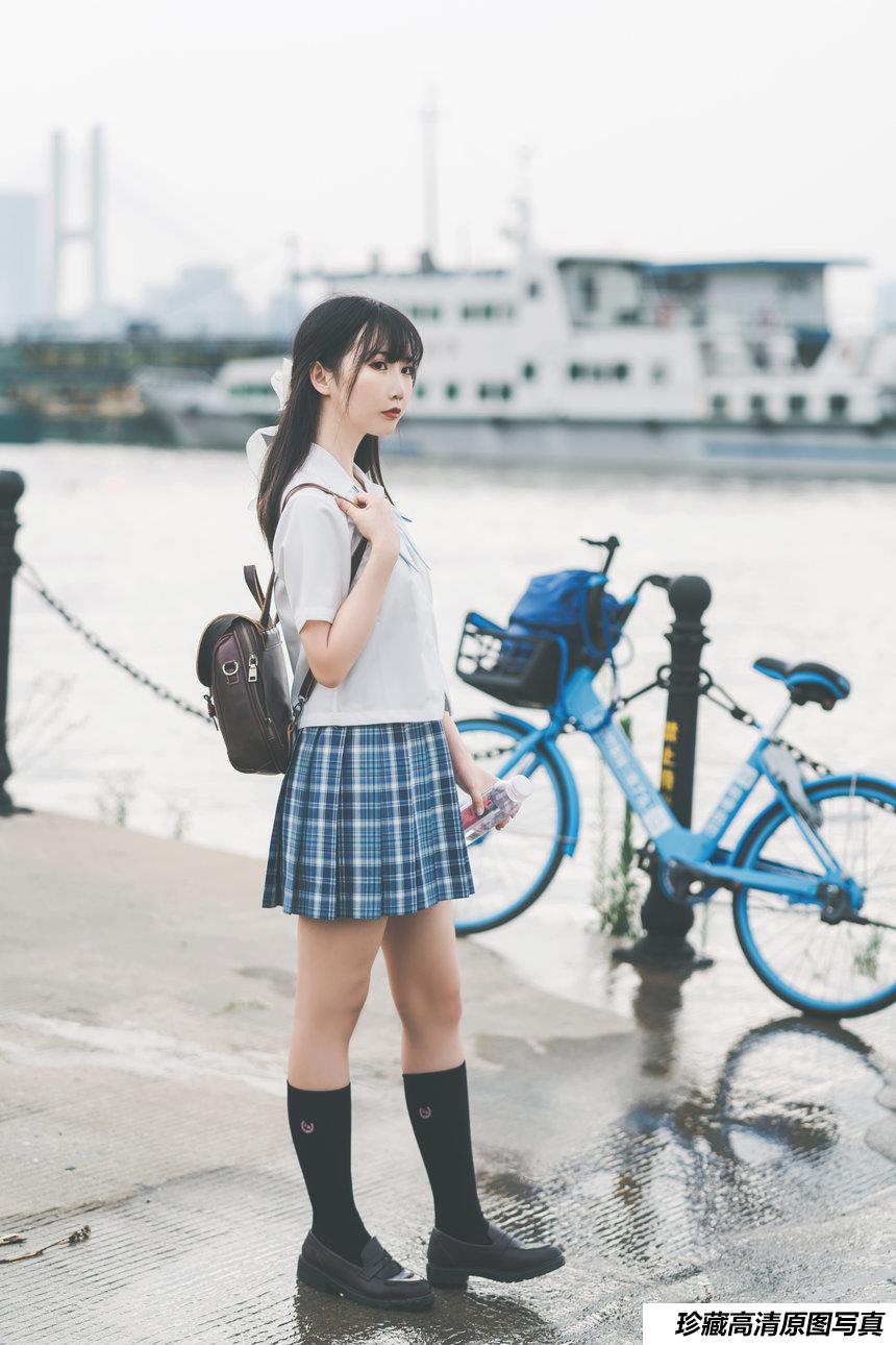 Coser面饼仙儿 – 沙雕JK[22P／181MB]