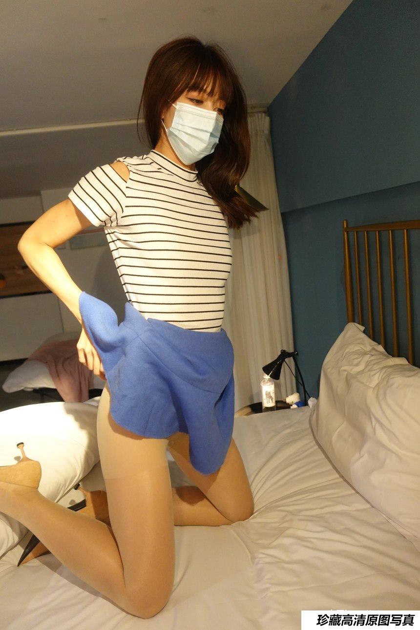 [ROSI写真]口罩系列 2021.11.23 NO.1990[35+1P／53.2MB]