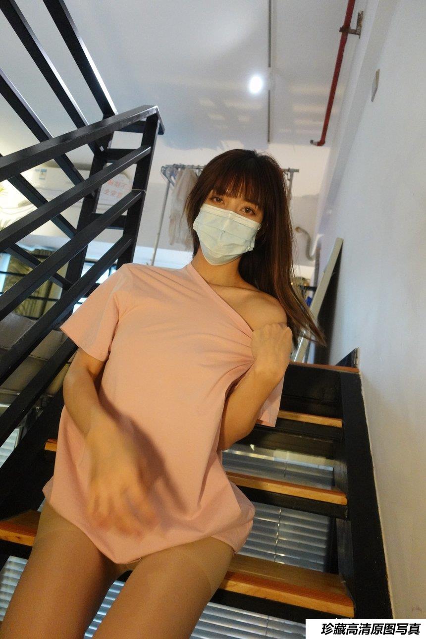 [ROSI写真]口罩系列 2021.11.28 NO.1995[52+1P／81.3MB]