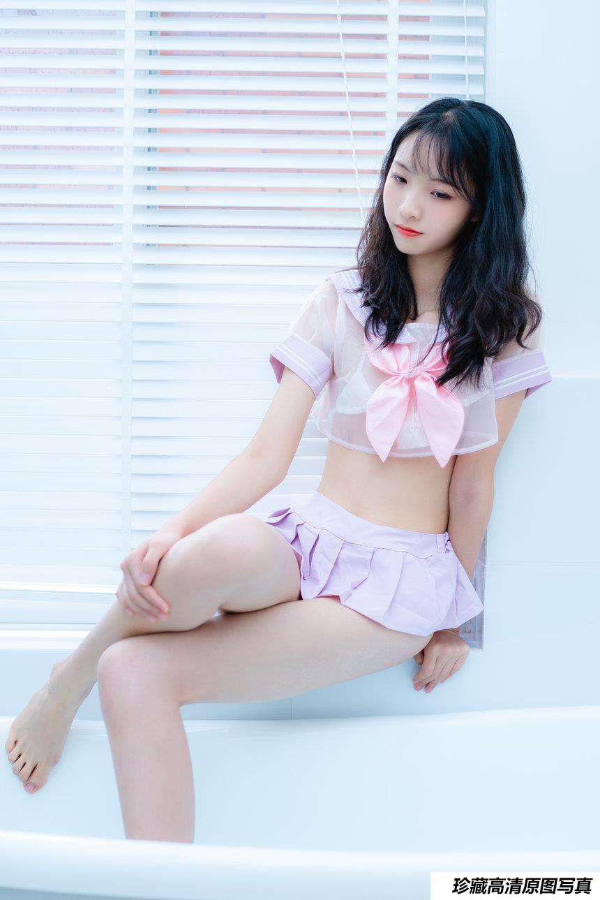 西瓜少女 NO.012 – 私房浴缸 [23P-255MB]