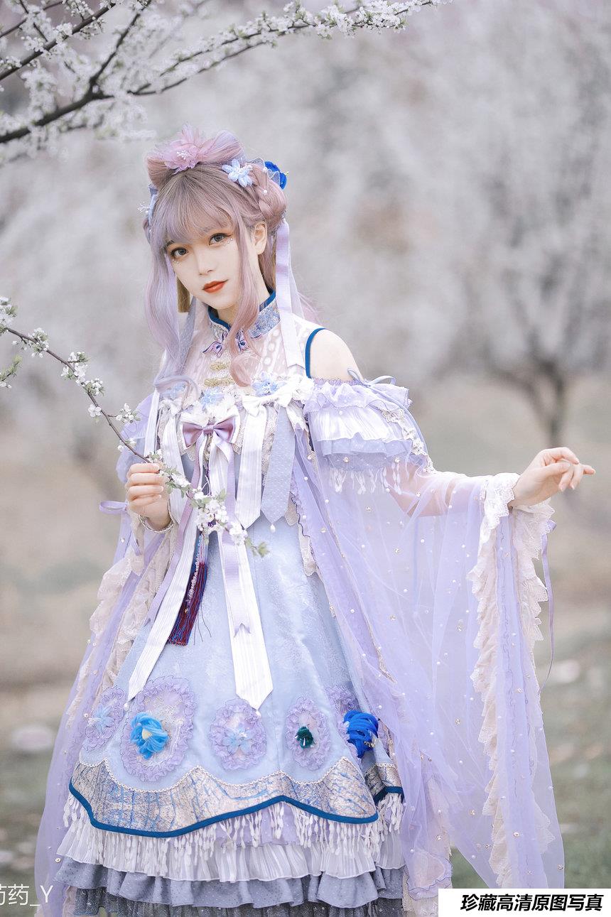 一见倾心 NO.002 – Lolita Part01 [688P-4.2G]