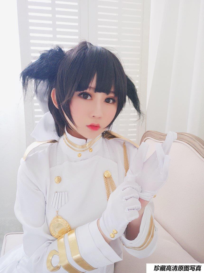 是依酱呀 - NO.02 爱岩 [14P-18MB]