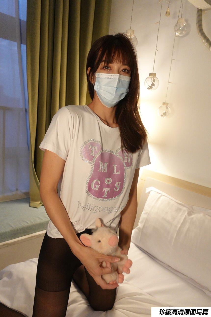 [ROSI写真]口罩系列 2021.12.10 NO.2007[60+1P／84.1MB]