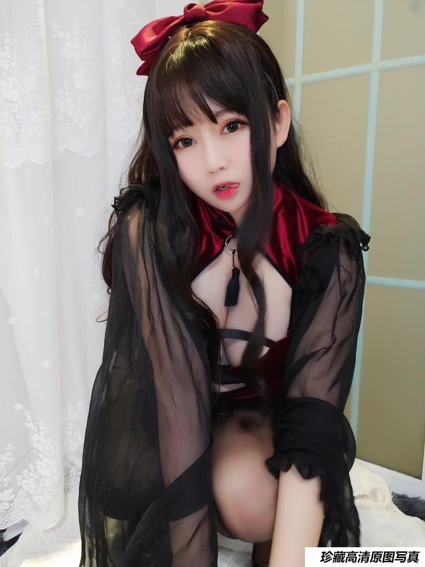 是依酱吖 - NO.27 小女巫 [35P3V-117MB]