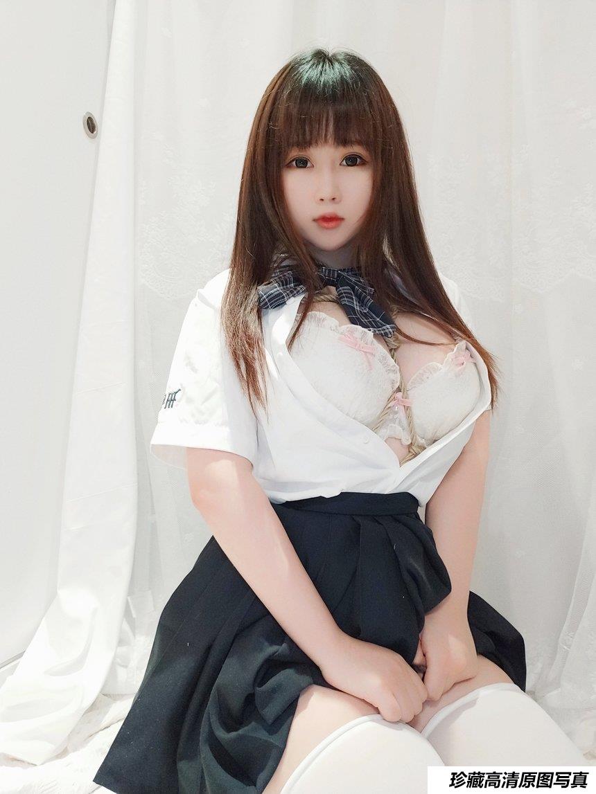 是依酱呀 – NO.24 裙底的秘密 [83P-164MB]-绅士图