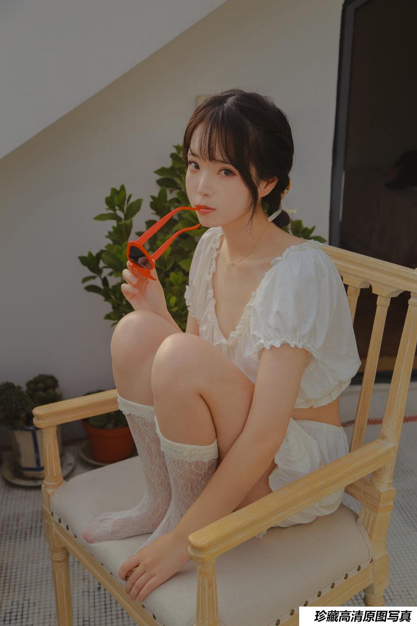 微博小姐姐Fushii_海堂 NO.005 洛丽塔 [40P-219MB]