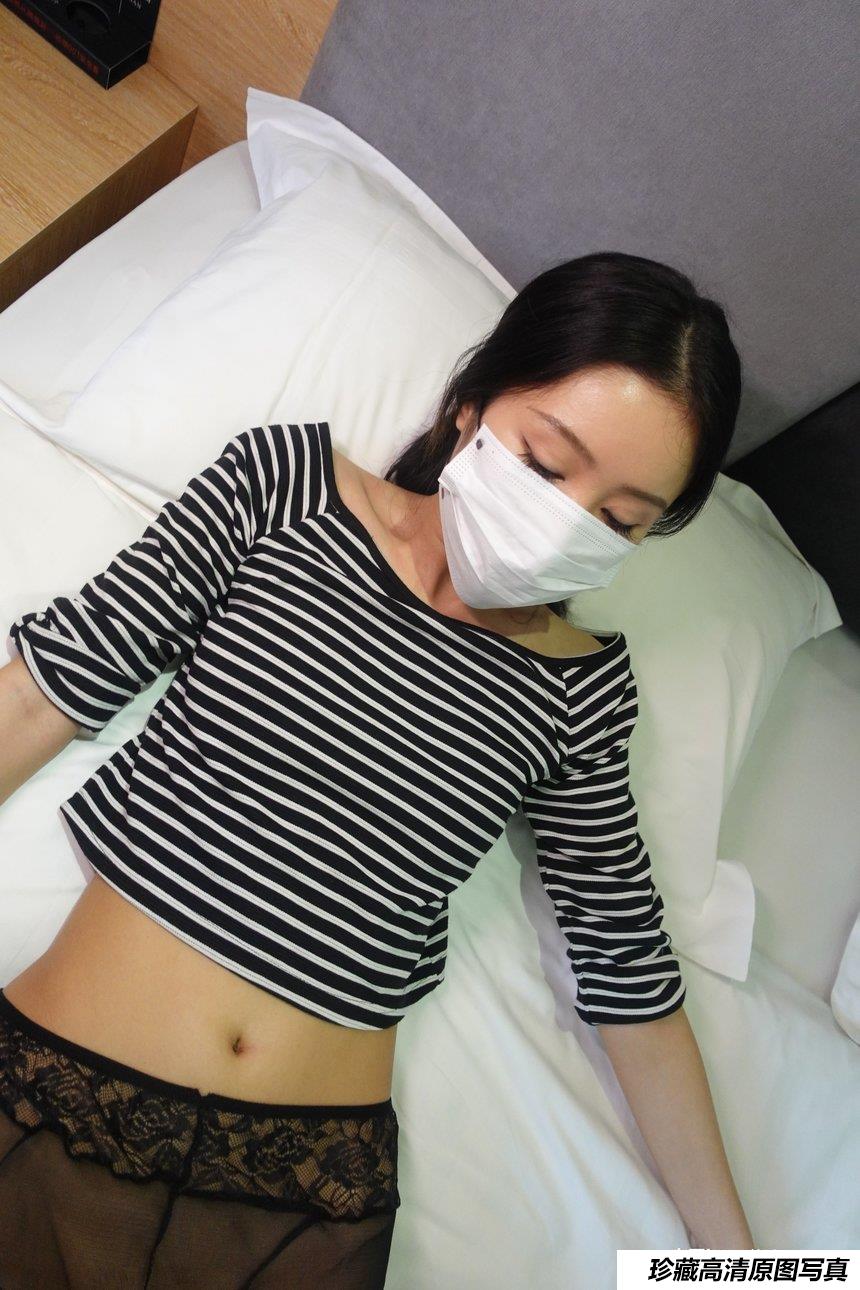 [ROSI写真]口罩系列 2021.12.16 NO.2013[40+1P／55.7MB]