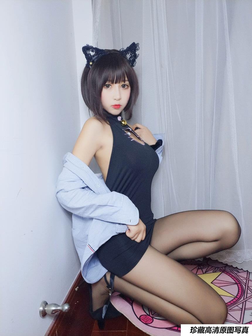 黑米粥 NO.012 – 露背猫咪 [6P+2V-94M]