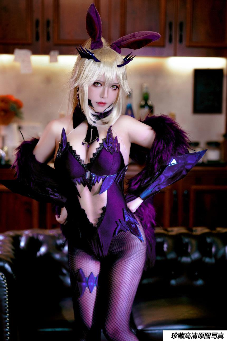 索索半半子 – LancerAlter Bunny [40P-62M]