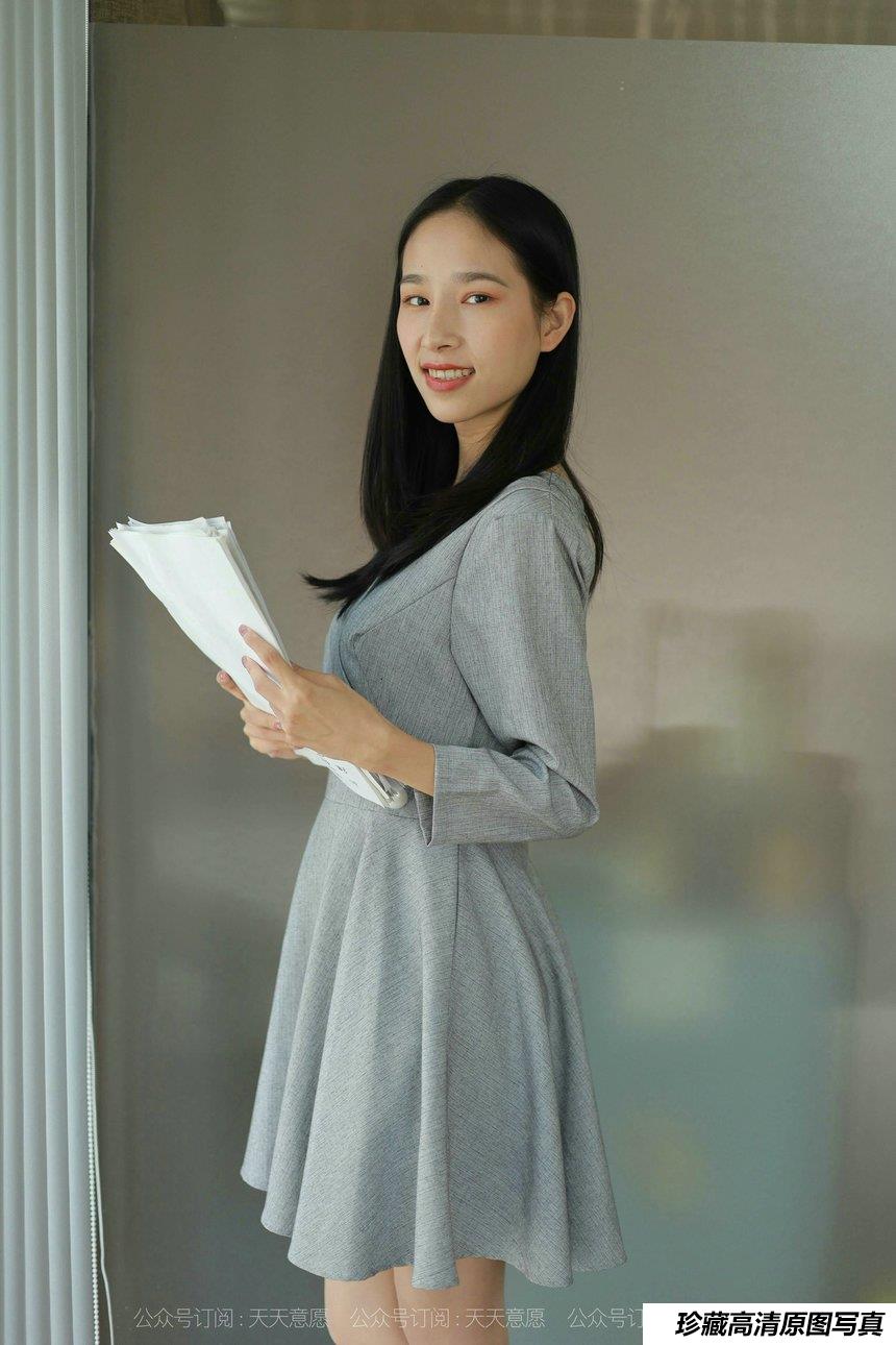 [IESS异思趣向] 2021.10.18 丝享家951：美子《听话的女秘书》[90P／141MB]