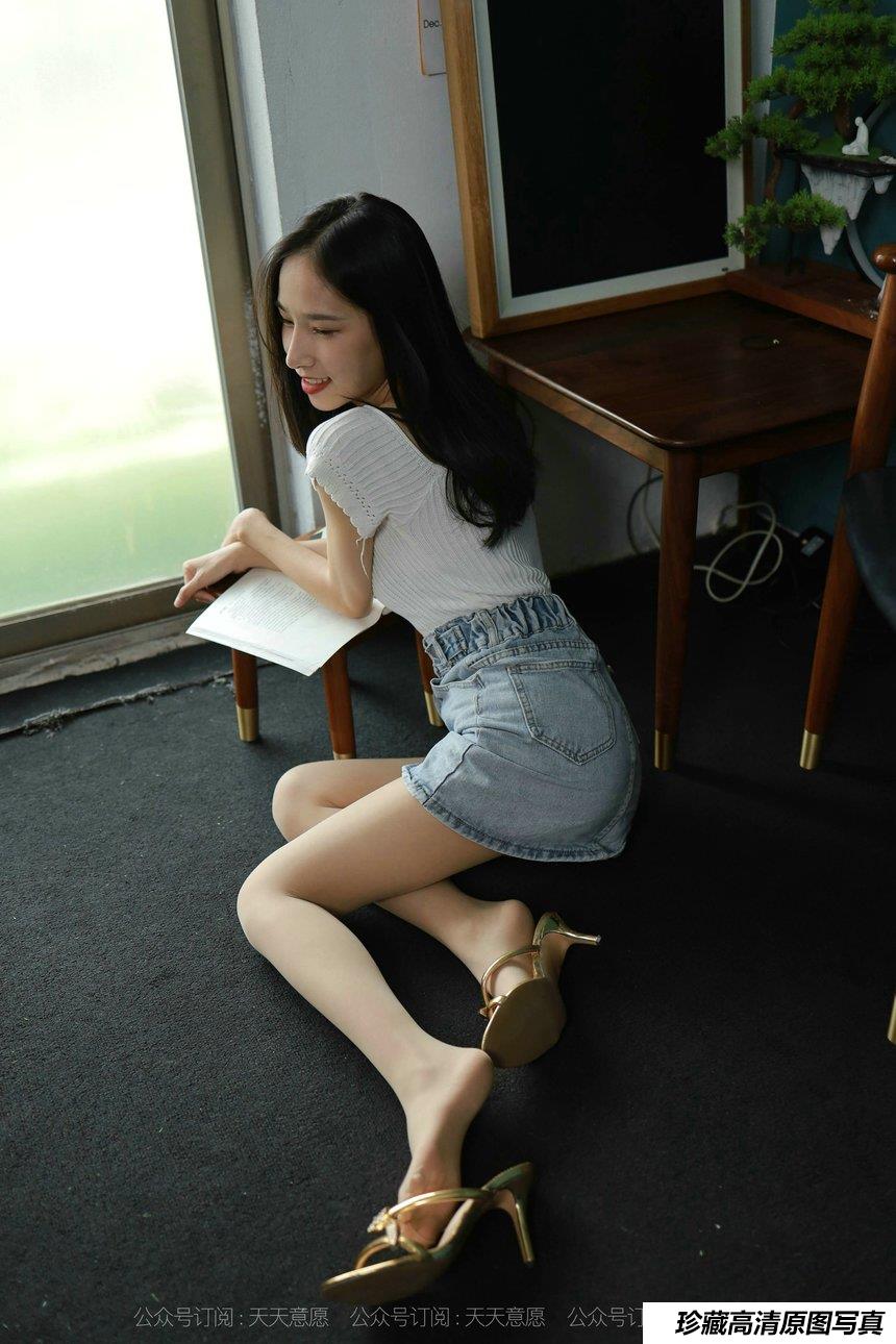 [IESS异思趣向] 2021.09.26 丝享家930：美子《清新牛仔裤》[90P／181MB]