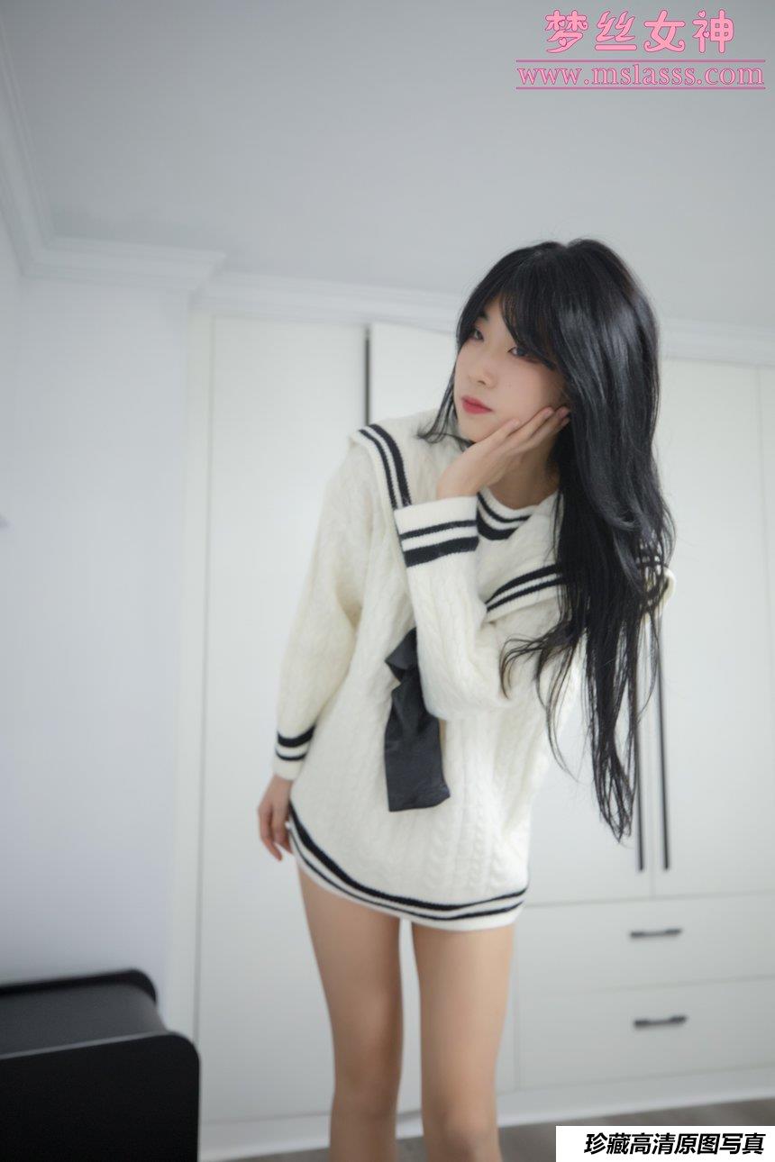[MSLASS梦丝女神] 2021.11.17 《韩飞儿 白衣大长腿》 [30+1P-157M]
