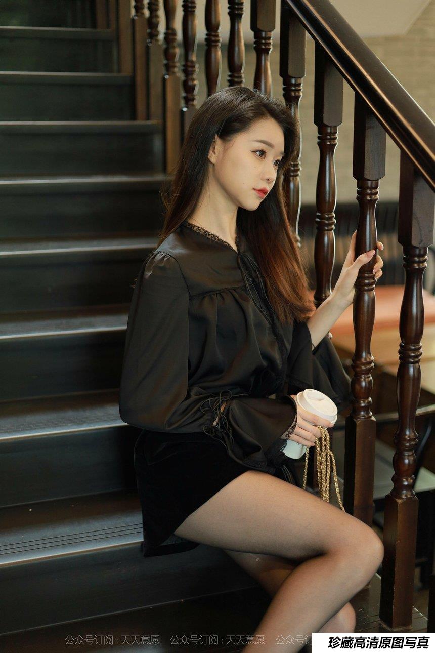 [IESS异思趣向] 2021.10.04 丝享家937：佳爷特辑《女神降临》[70P／98.3MB]