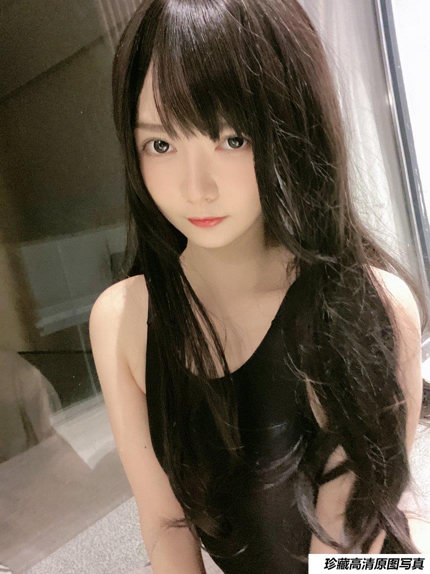 51酱 NO.001 - 黑红泳装[72P+2V／329MB]