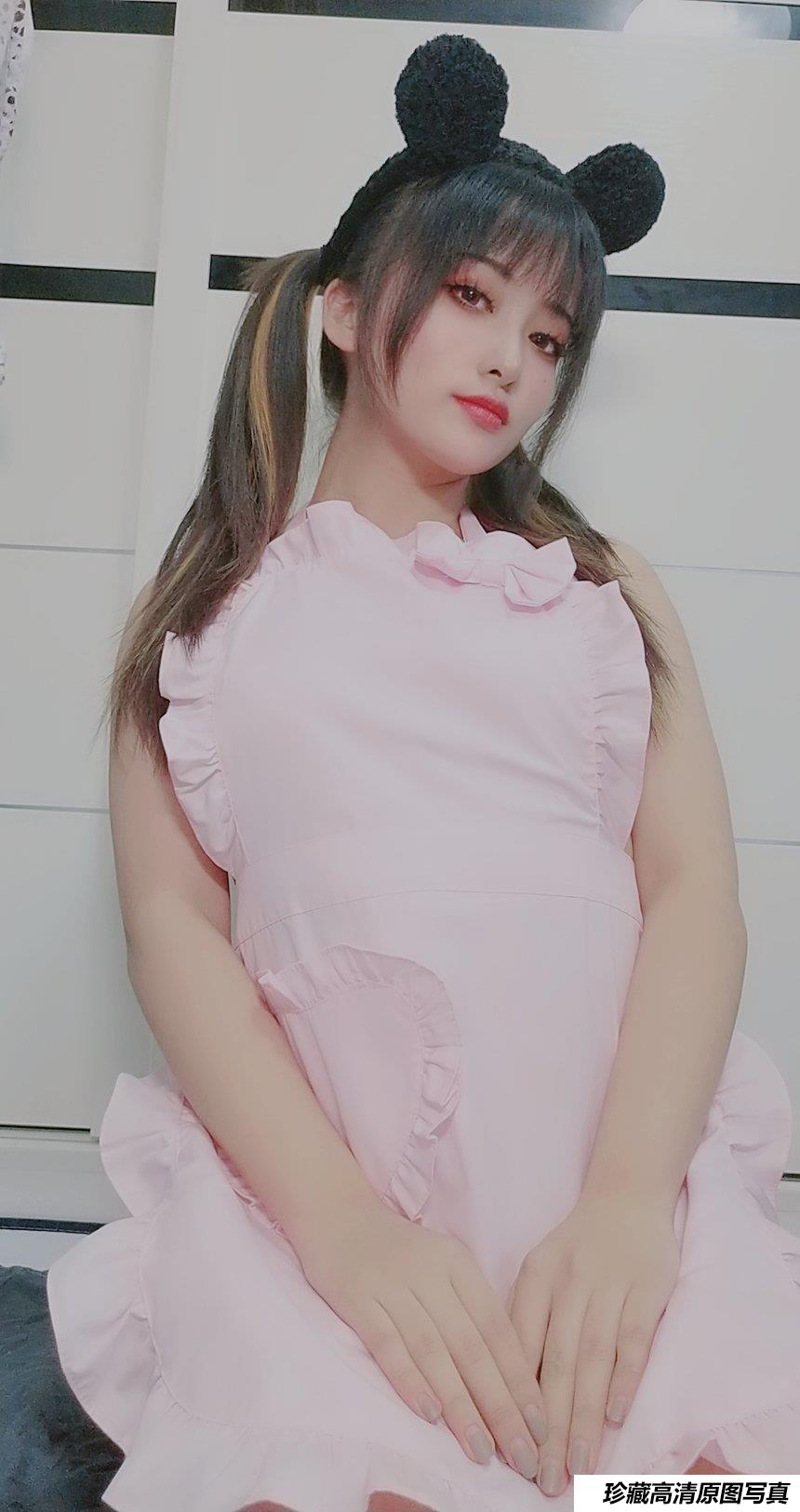 洛璃LoLiSAMA NO.004 - 猫咪围裙[95P+4V／232MB]