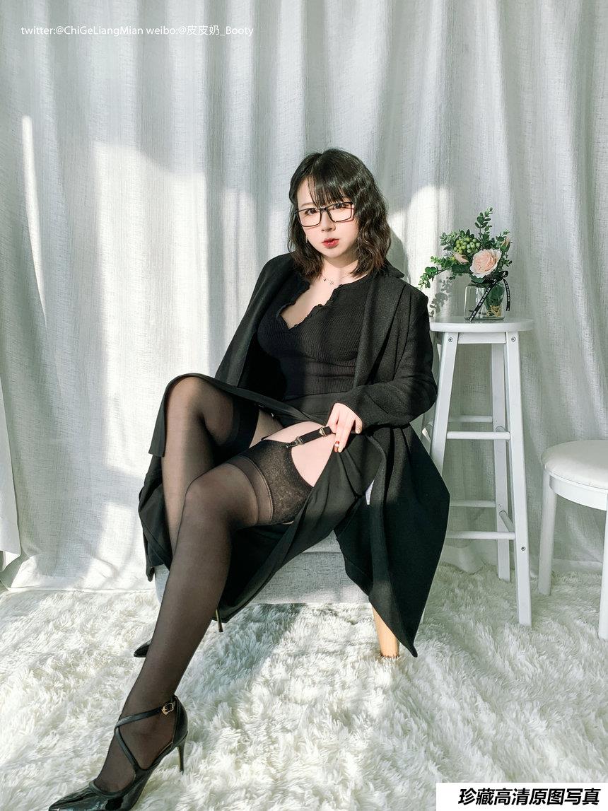 皮皮奶可可爱了啦 NO.010 - 黑色OL[120P／679MB]