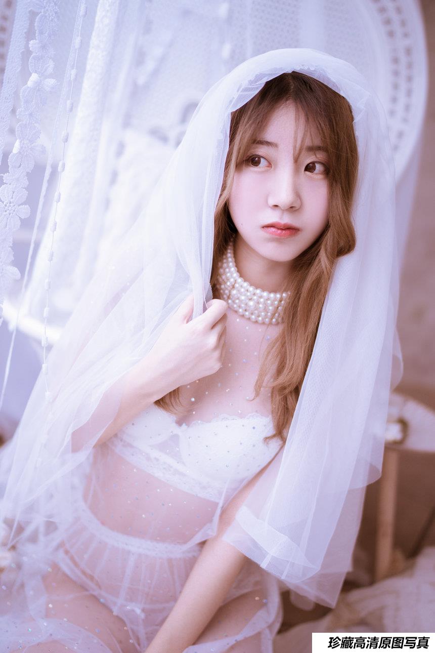 黑川 NO.027 白色婚纱 [27P-319MB]