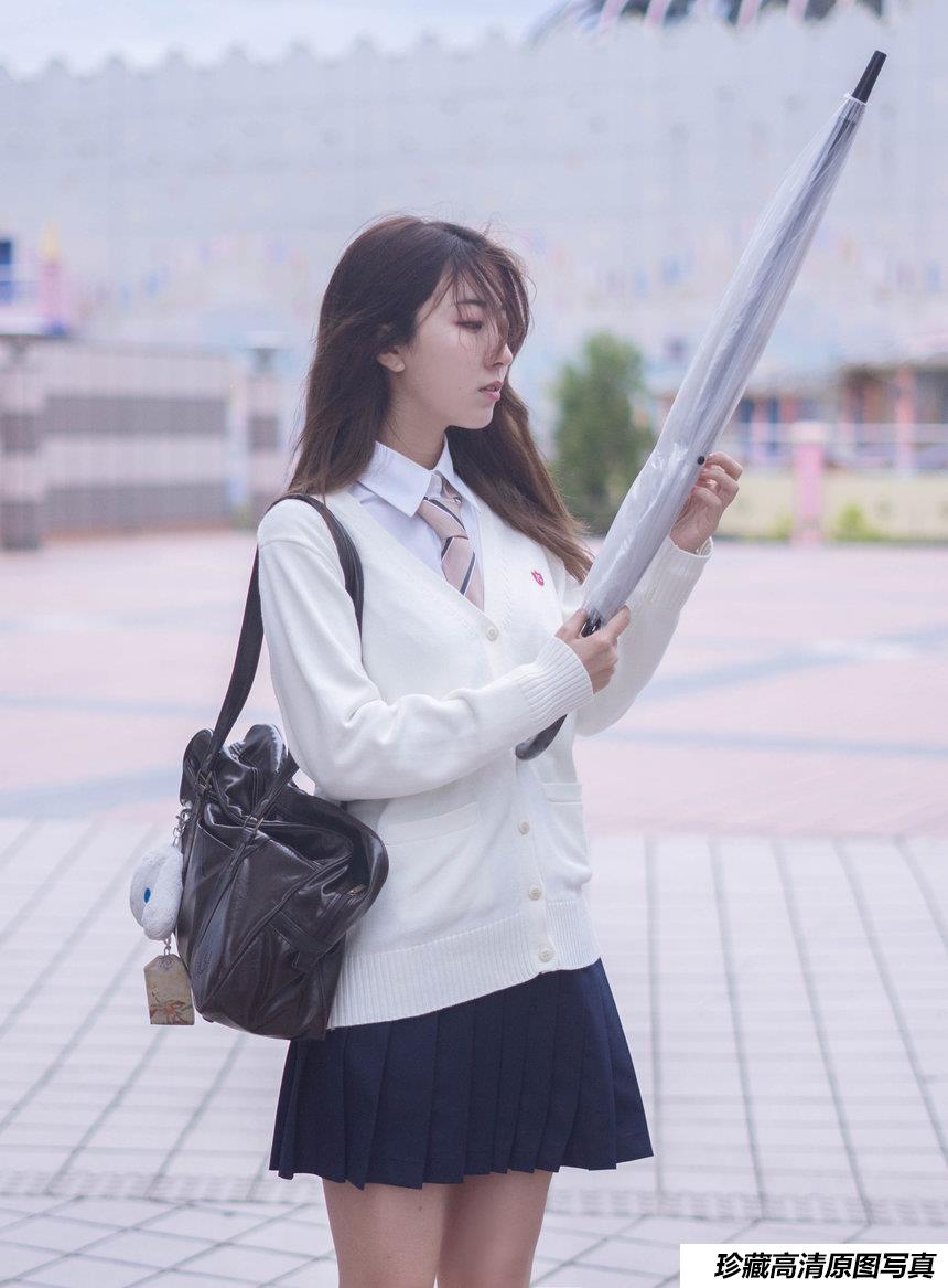 黑川 NO.042 三丽鸥 [17P-92MB]