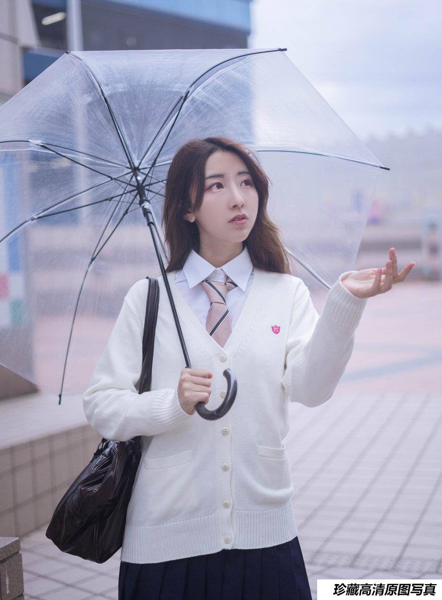 黑川 NO.042 三丽鸥 [17P-92MB]