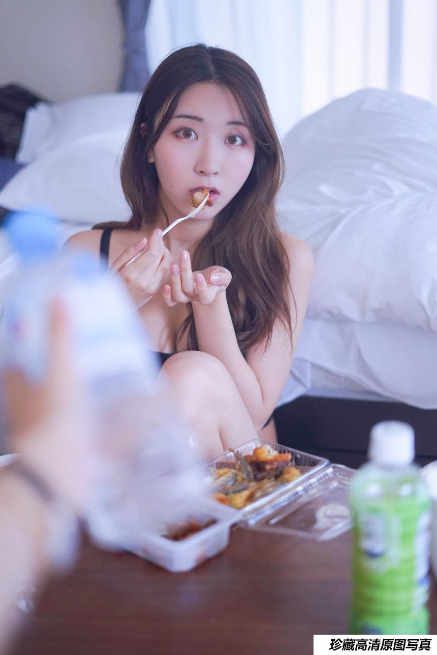 黑川 NO.035 居家 [15P-76MB]